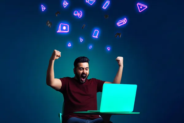 CV6664 Mobile Casino — Play anytime, anywhere A player using their smartphone during a festive local event, representing CV6664’s fully mobile-friendly casino.